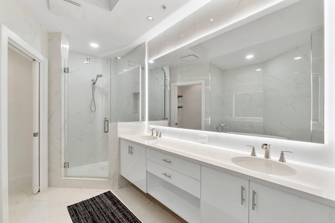 1 N Ocean Boulevard 207