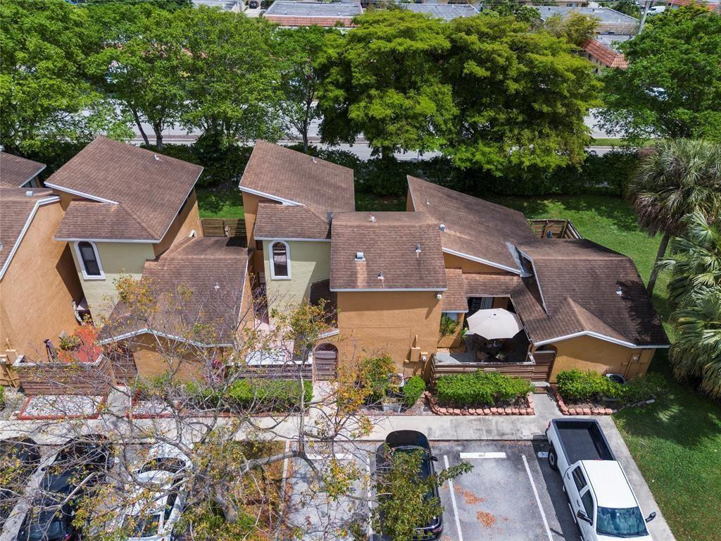 8005 NW 71st Court 8005