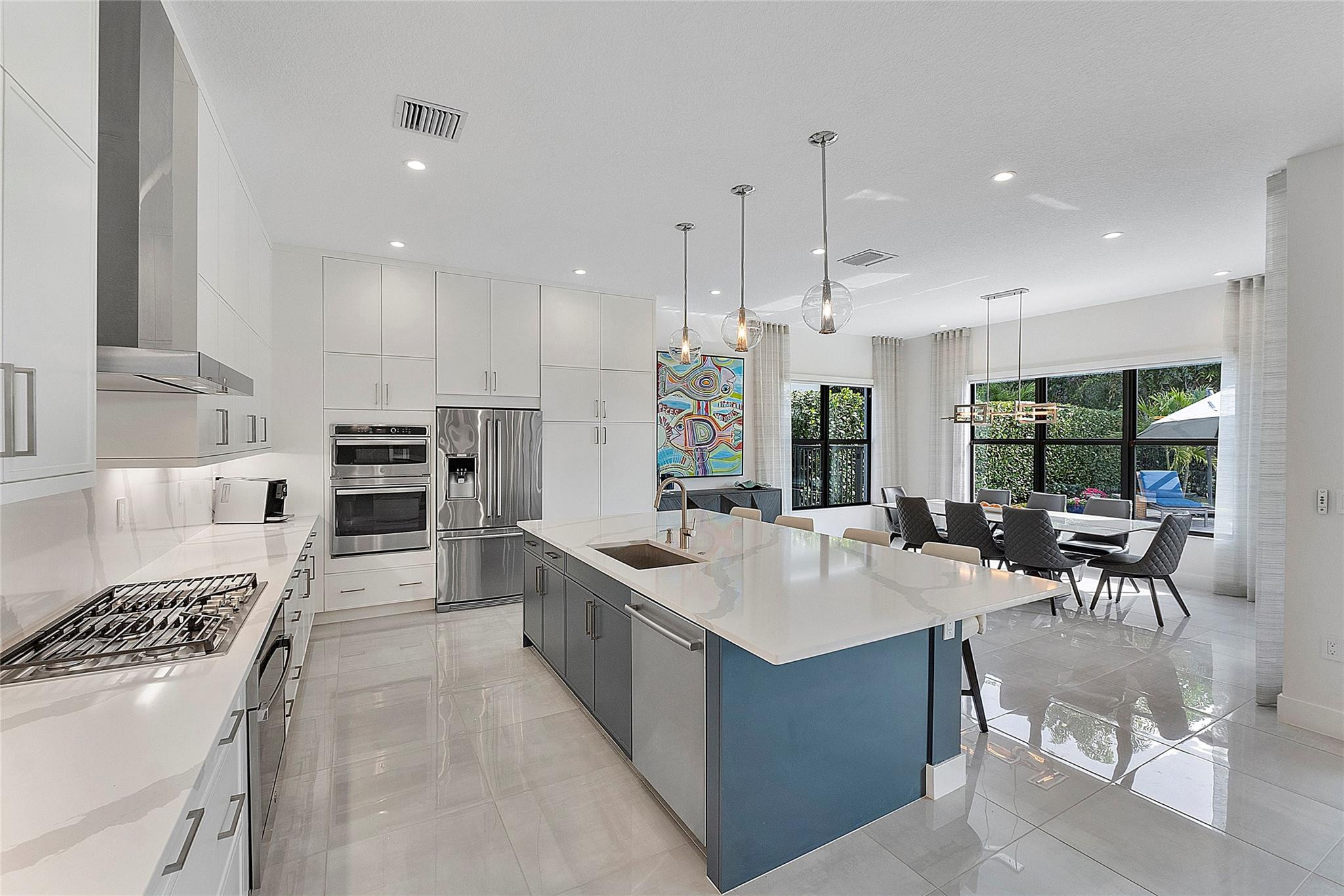 8232 Wildwood Lakes Drive