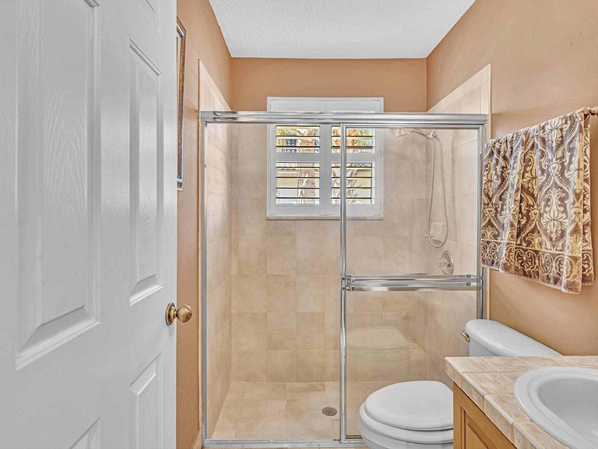 3860 SW 53rd Court
