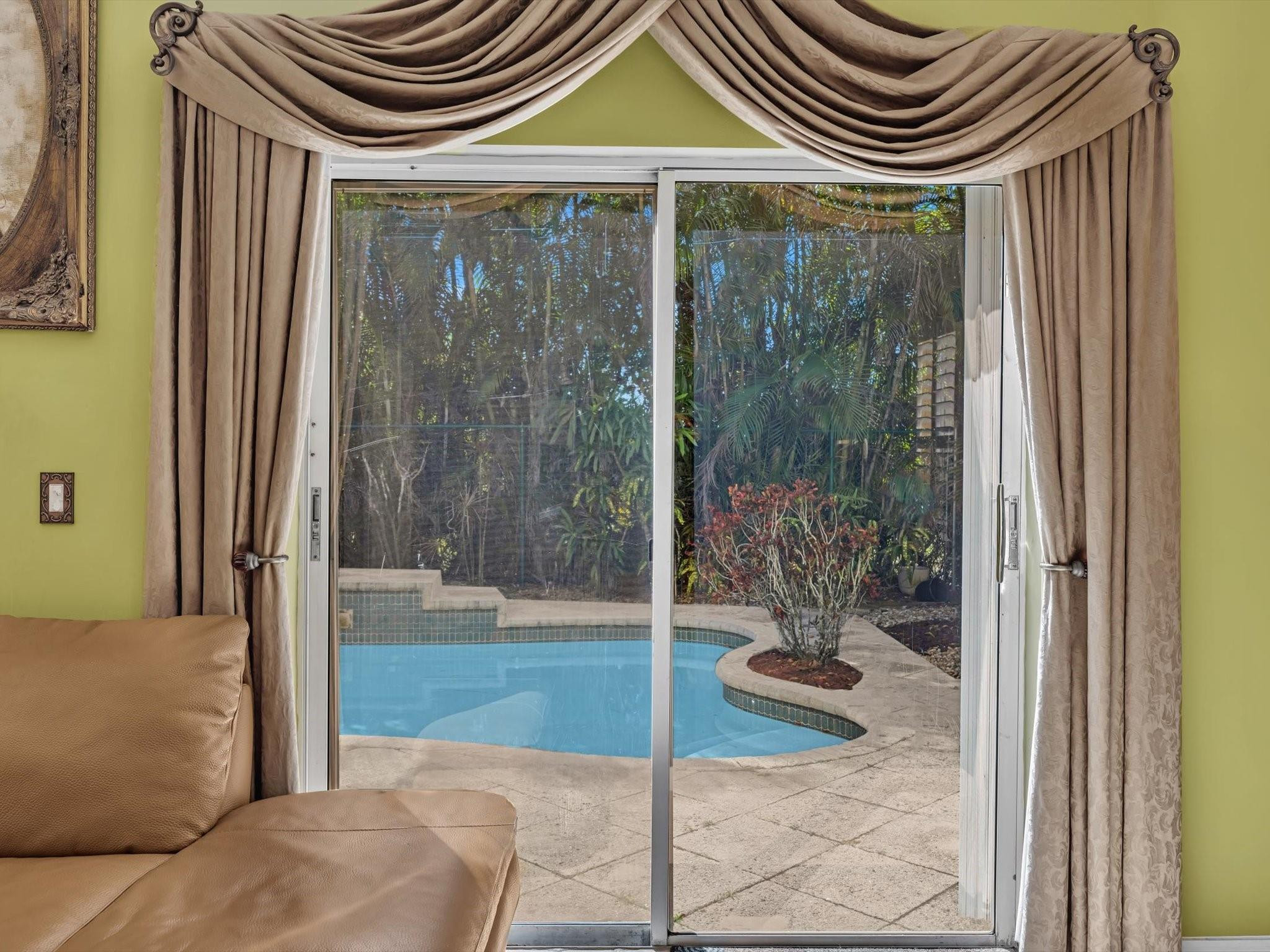 3860 SW 53rd Court