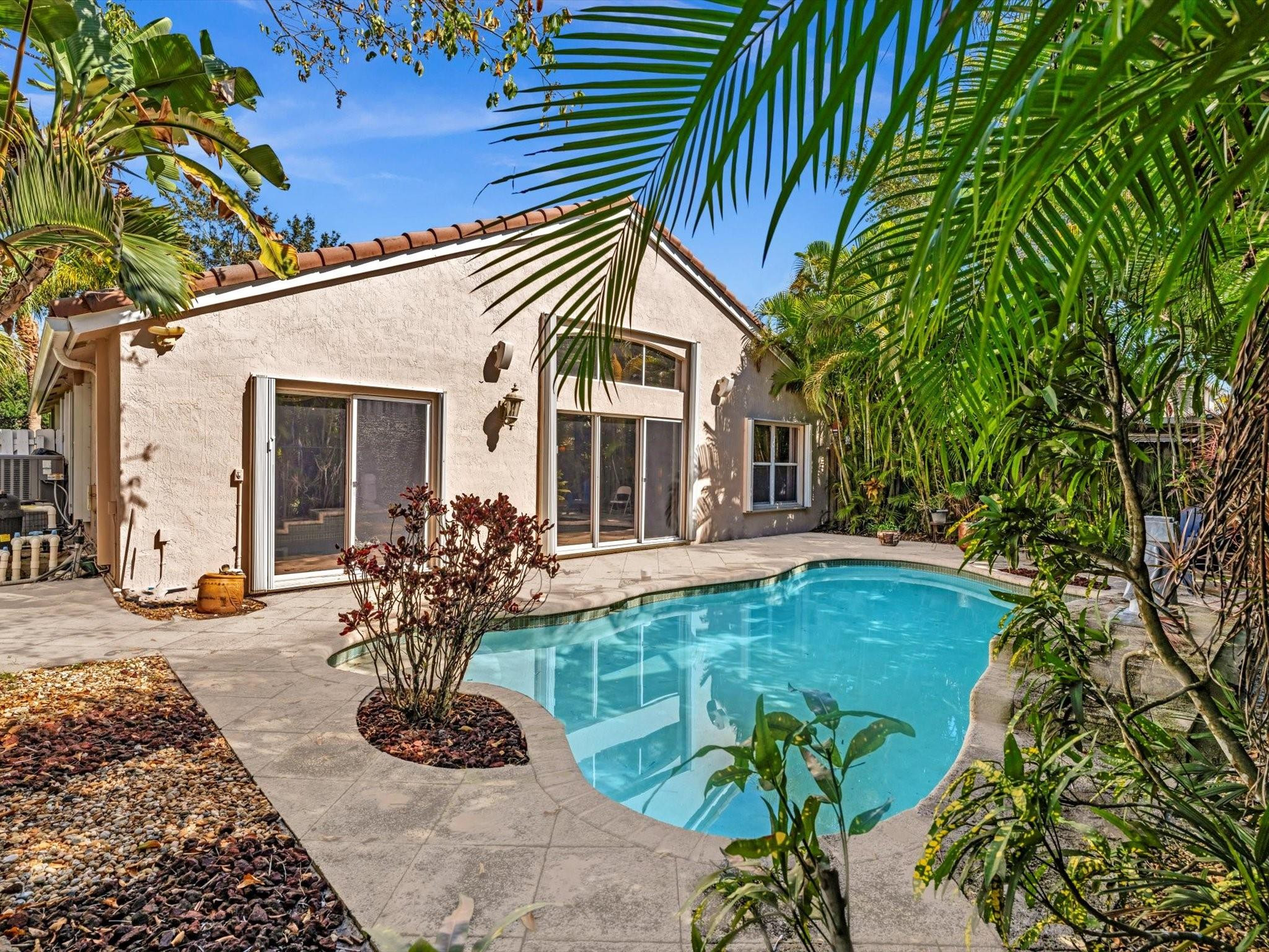 3860 SW 53rd Court