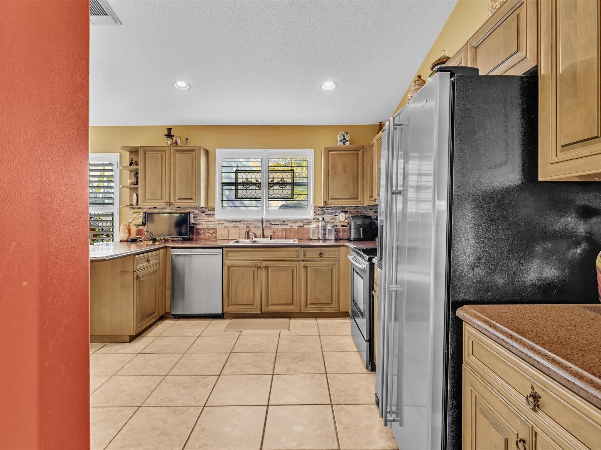 3860 SW 53rd Court