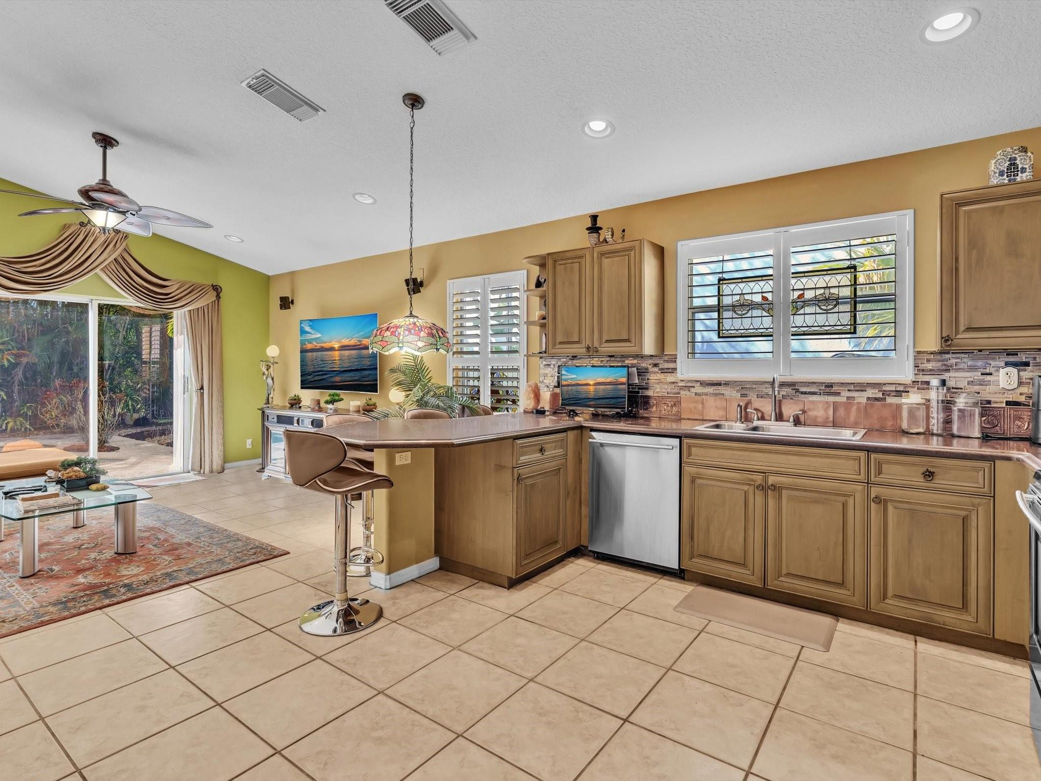 3860 SW 53rd Court