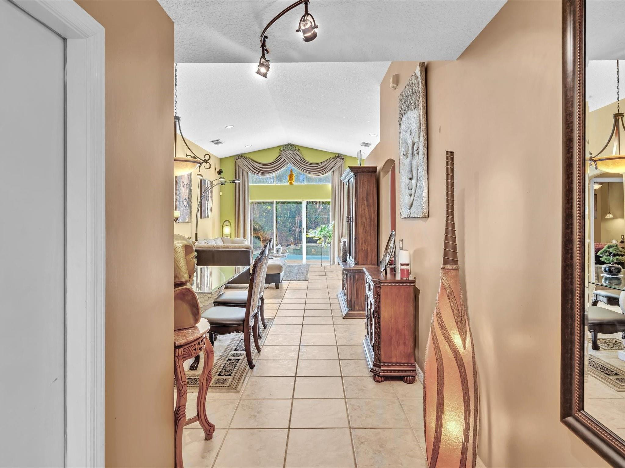 3860 SW 53rd Court