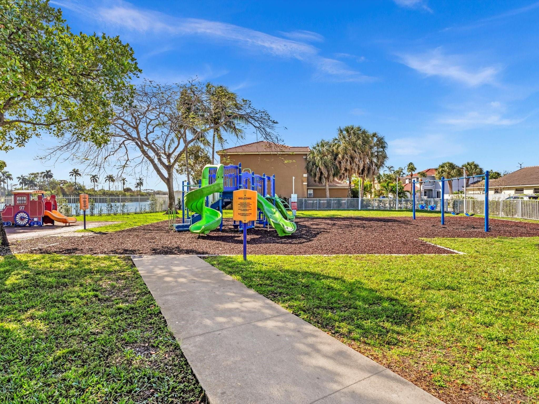 3860 SW 53rd Court
