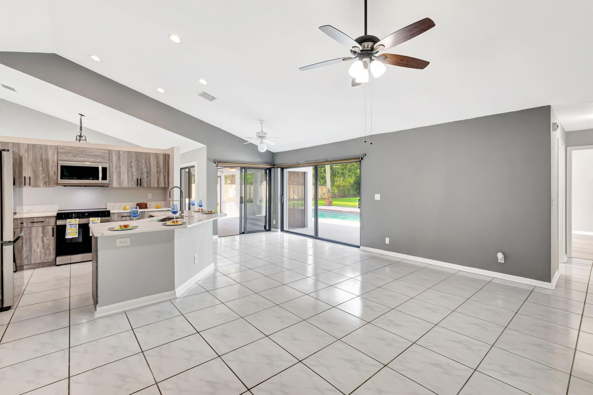 6028 Sunberry Circle