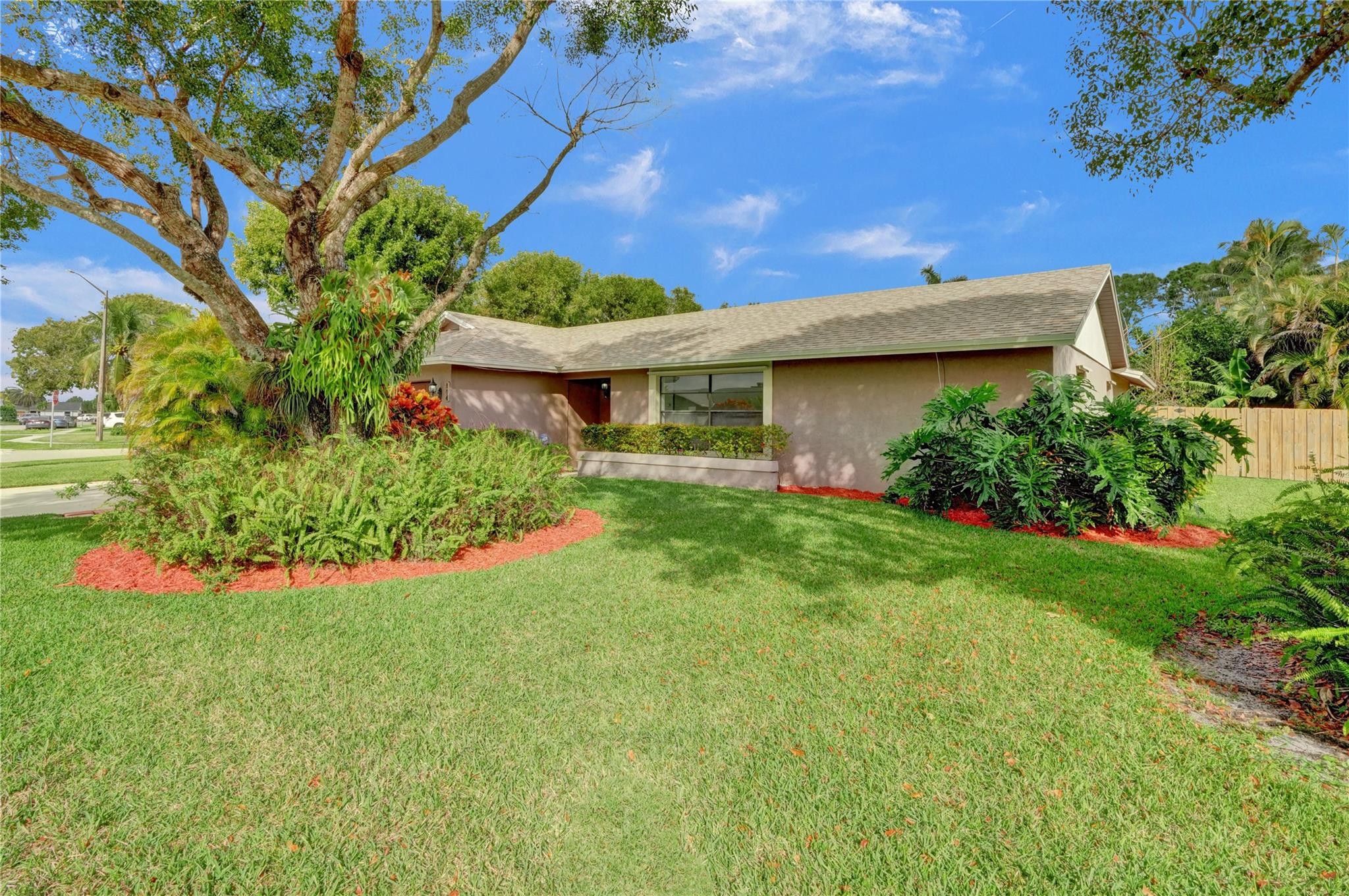 104 Parkwood Drive