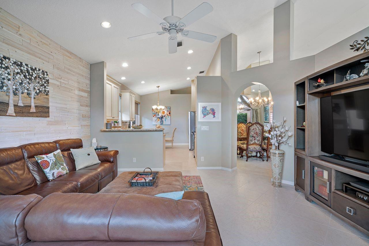 23302 Torre Circle