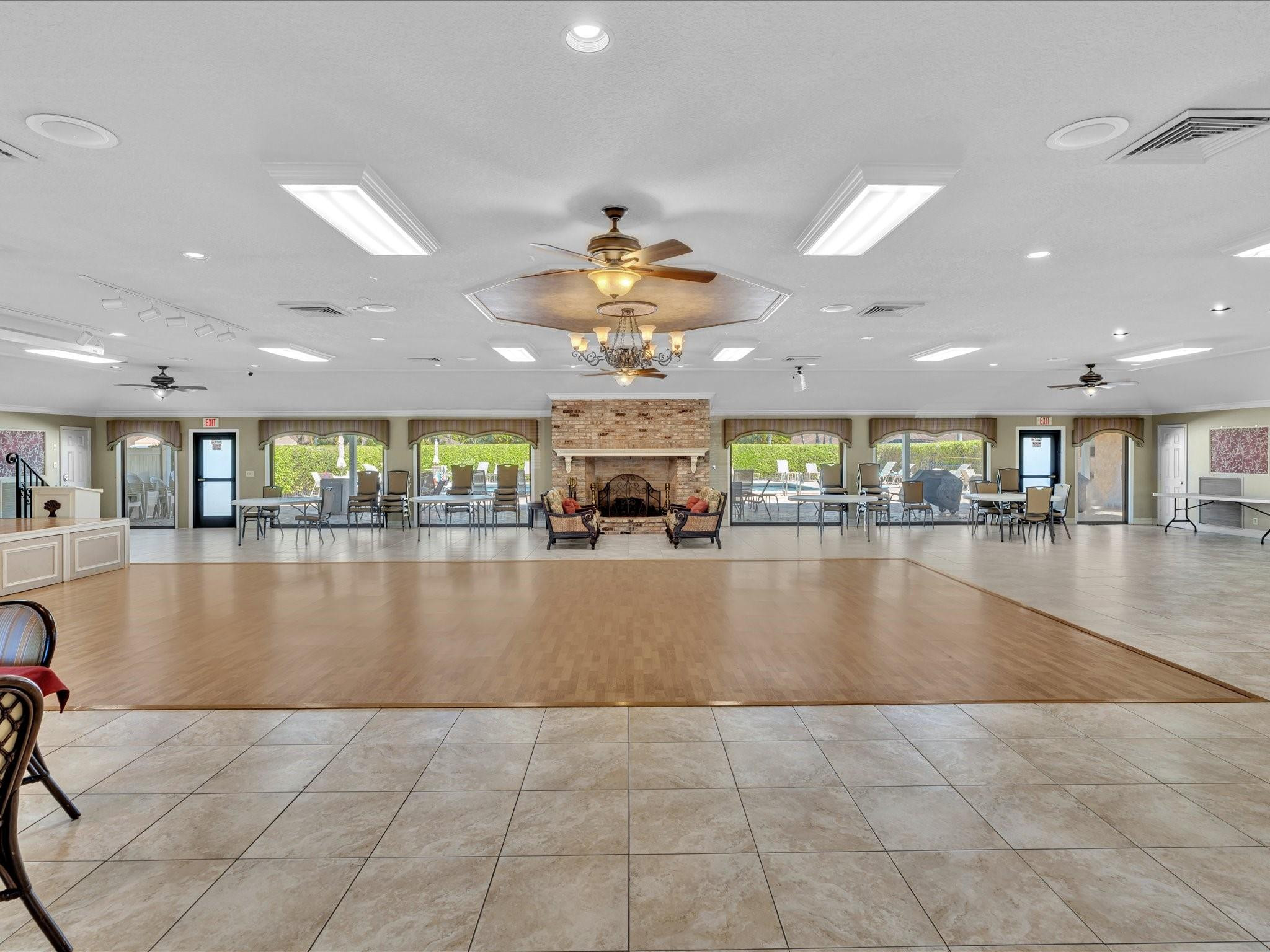 9820 Pecan Tree Drive 9820-B