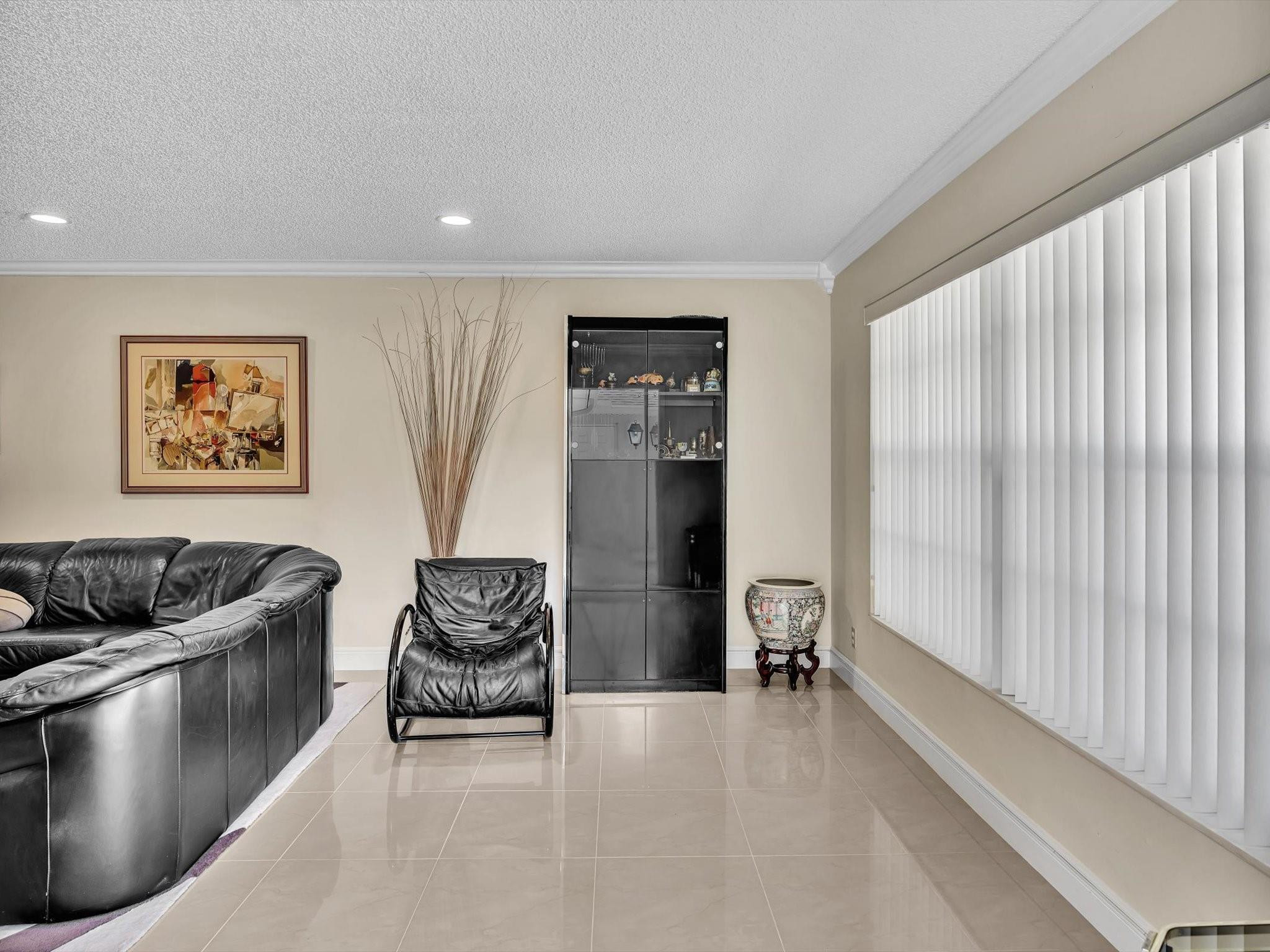 9820 Pecan Tree Drive 9820-B
