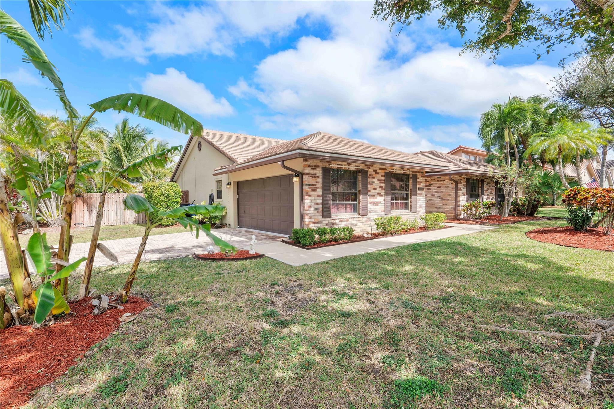 9885 NW 48 Drive