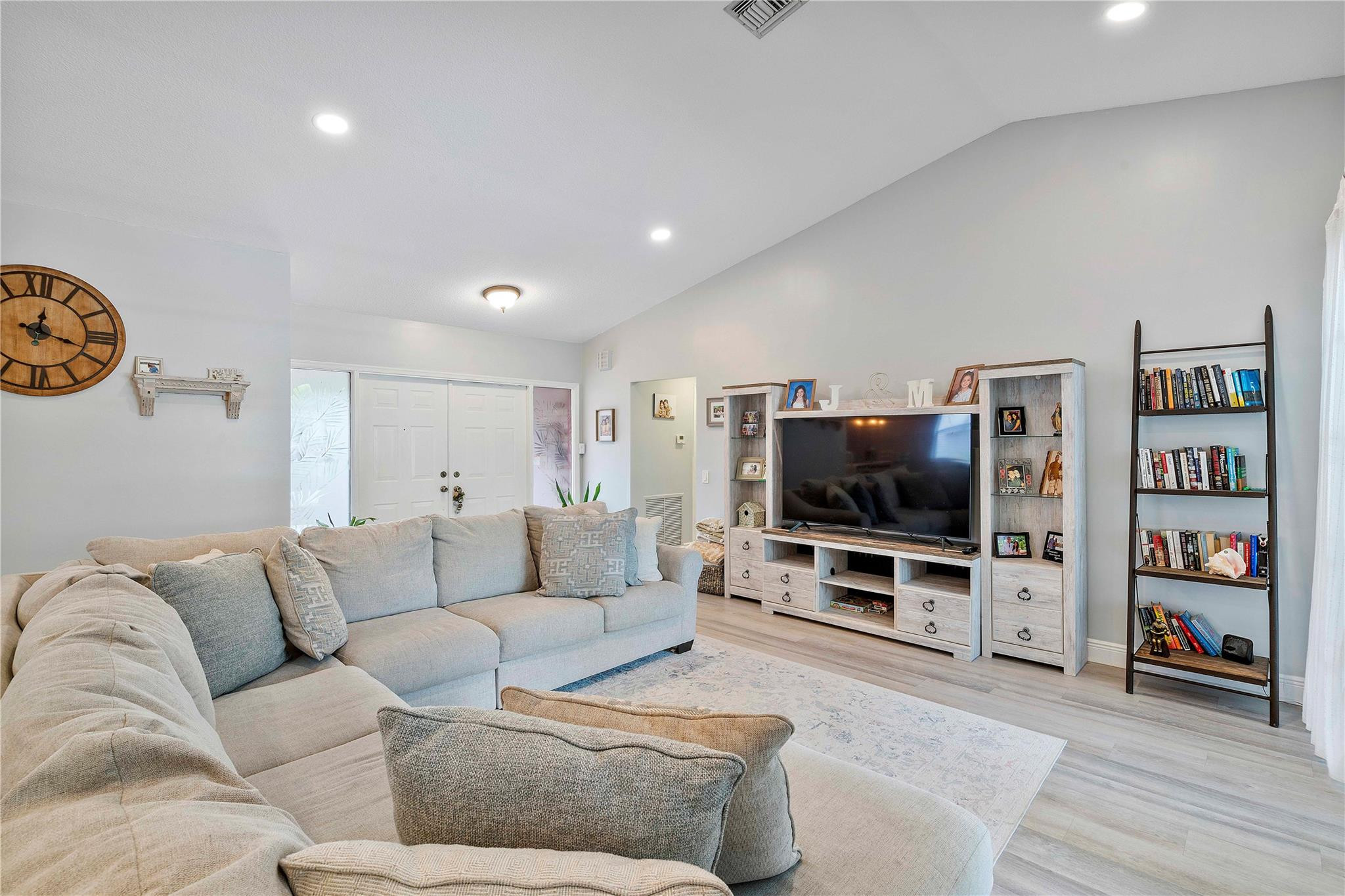9885 NW 48 Drive