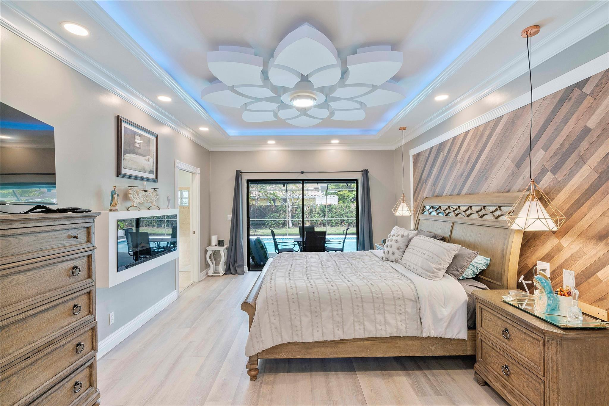 9885 NW 48 Drive
