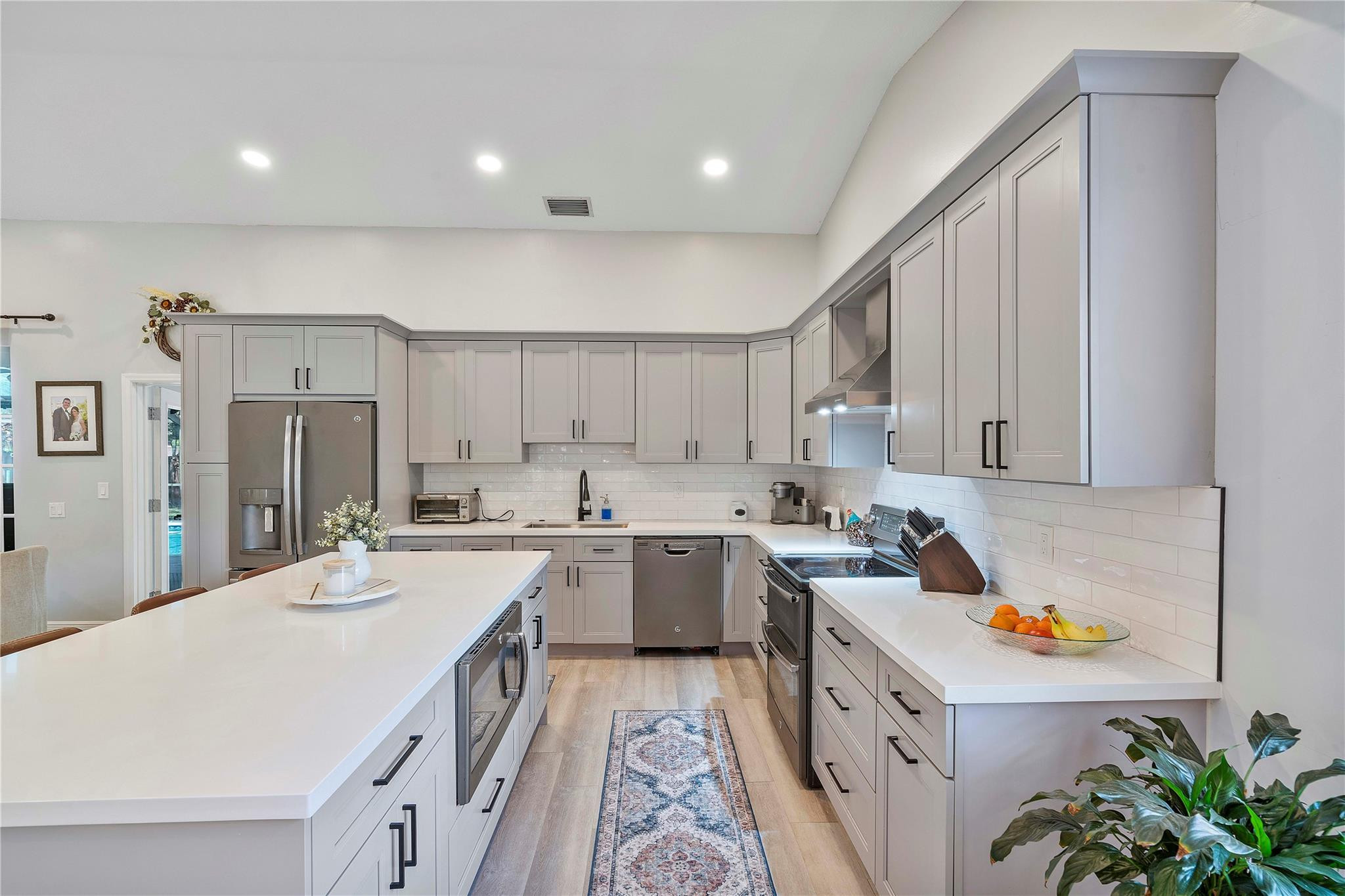 9885 NW 48 Drive