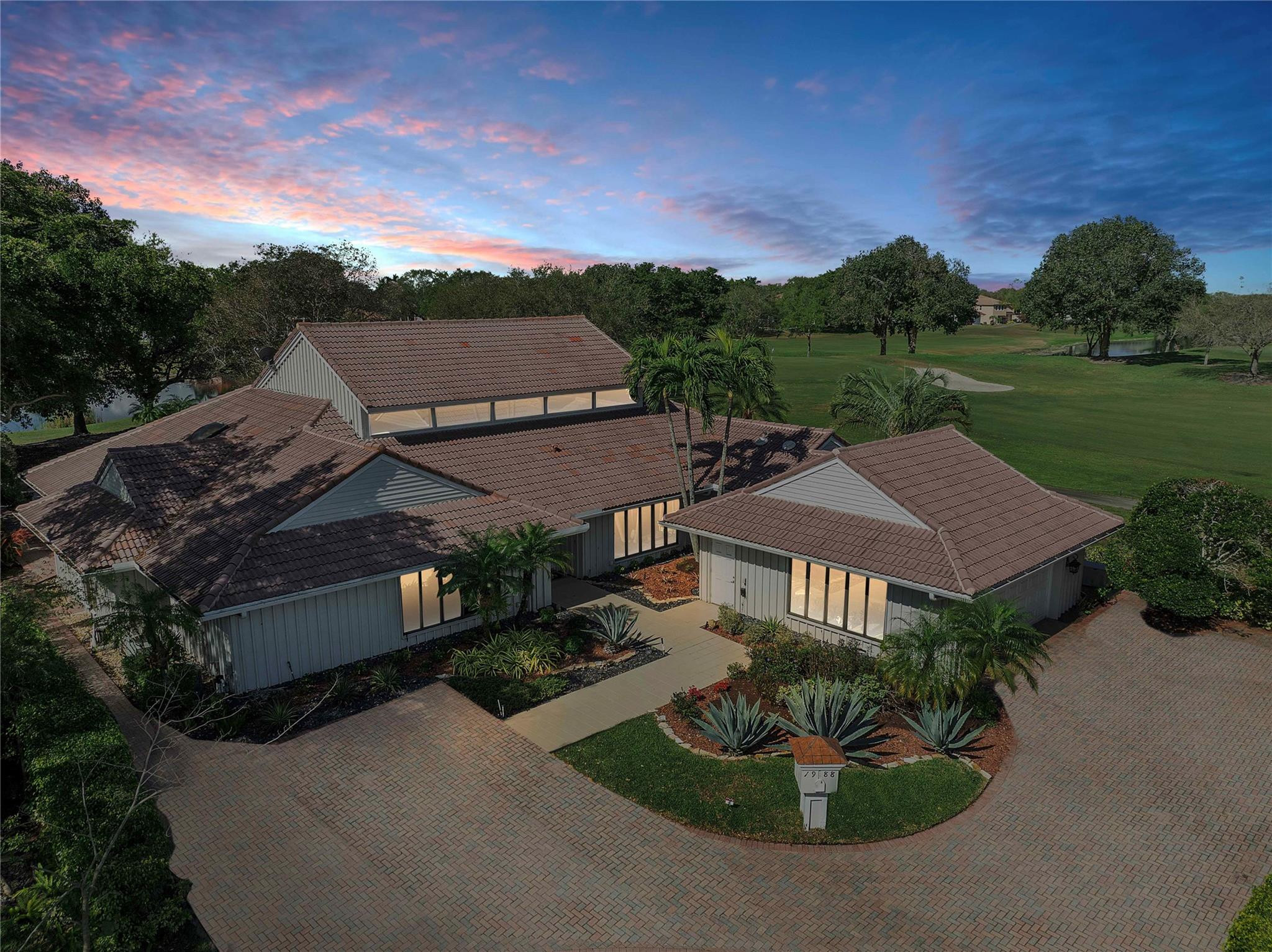 1988 Colonial Drive
