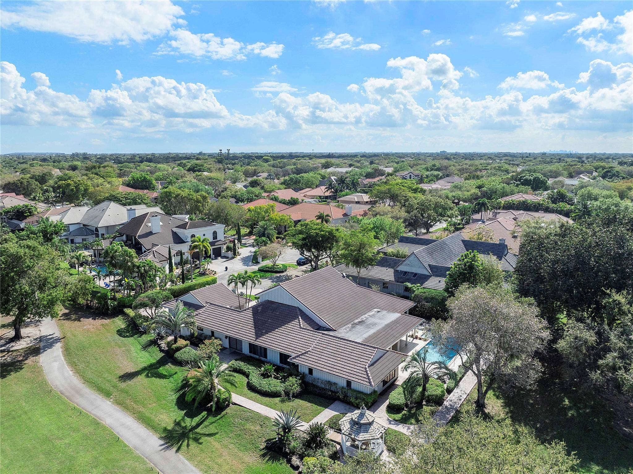 1988 Colonial Drive