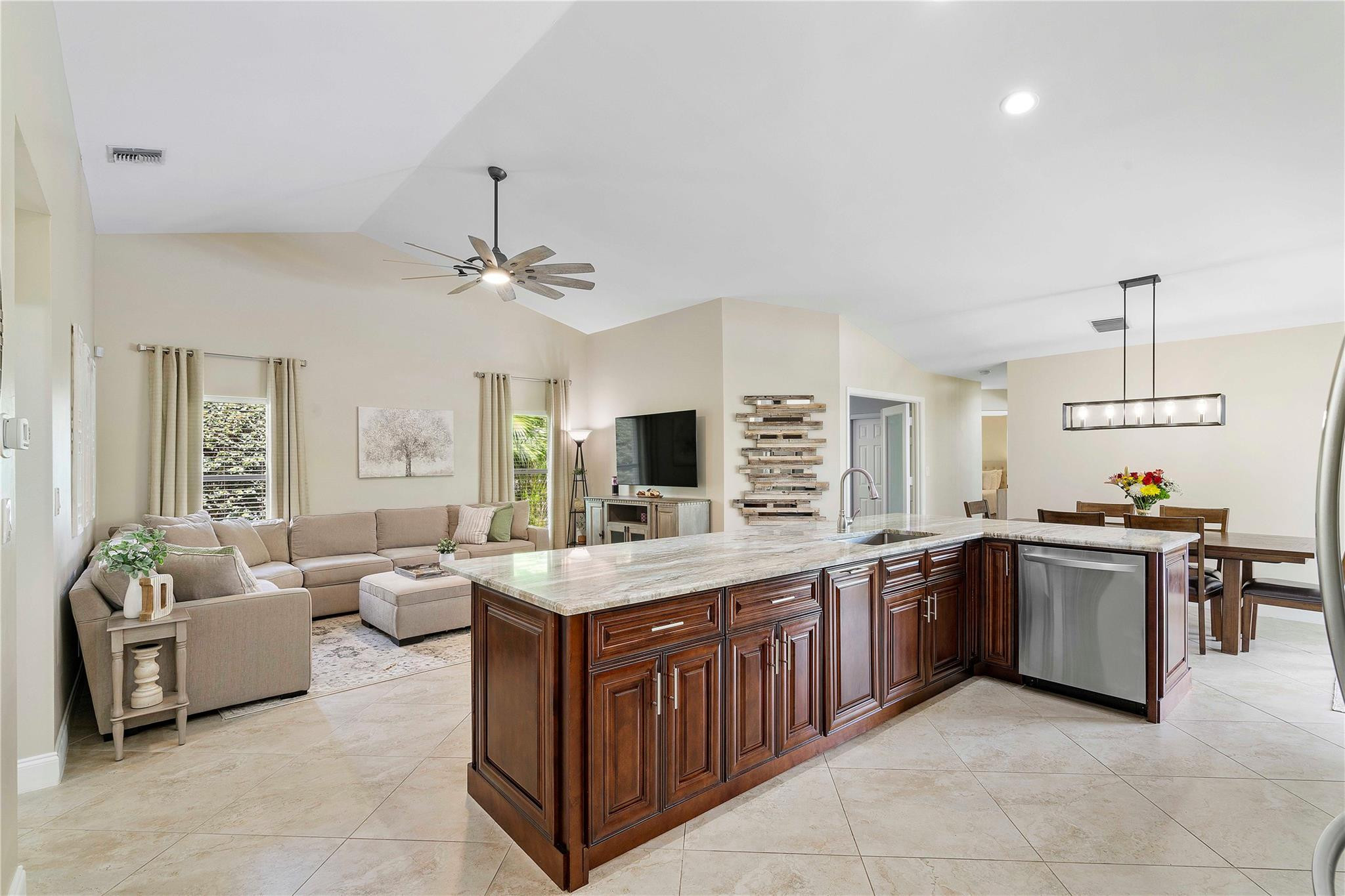 4971 NW 104th Way