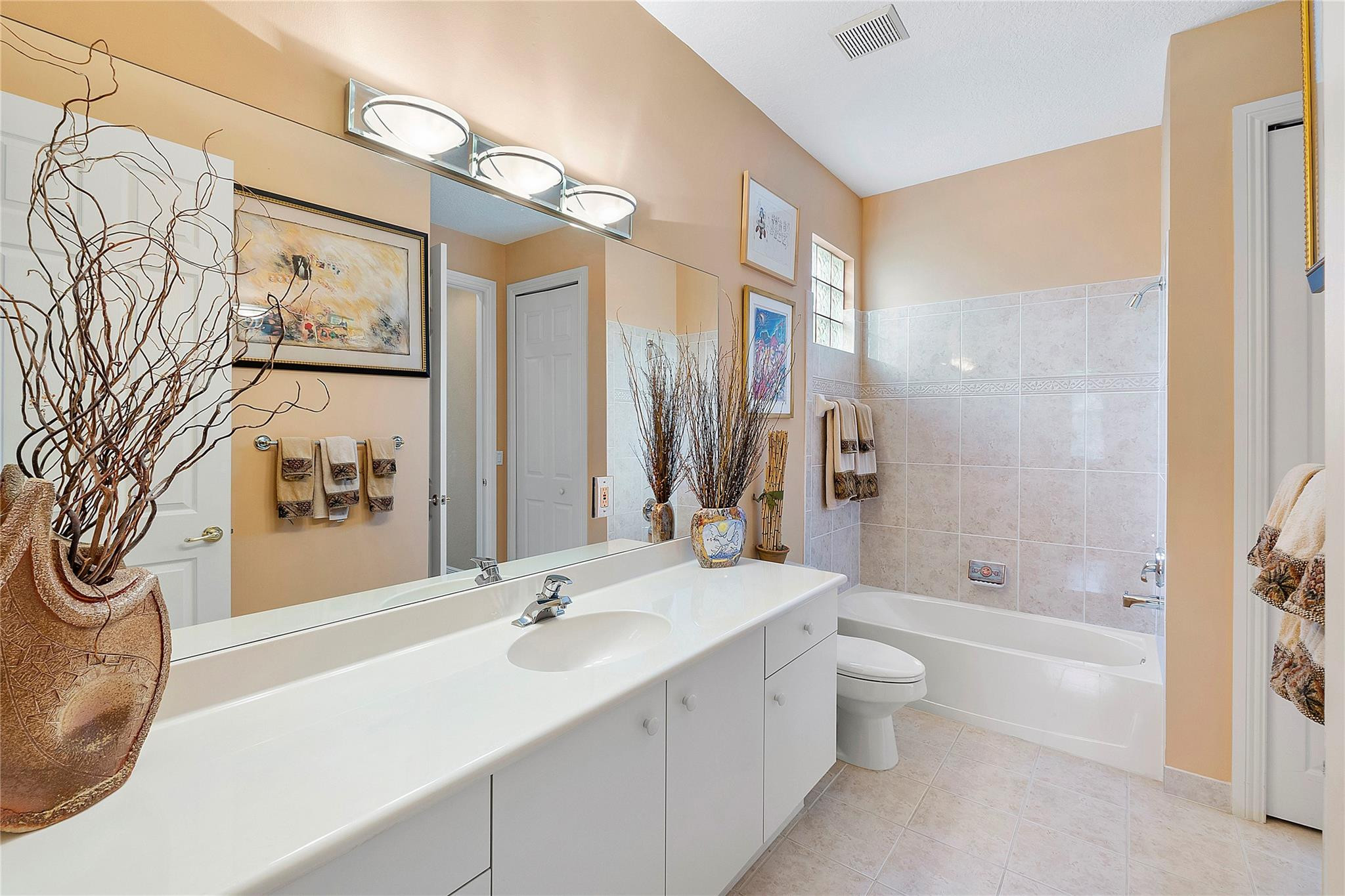 11815 NW 10th Place