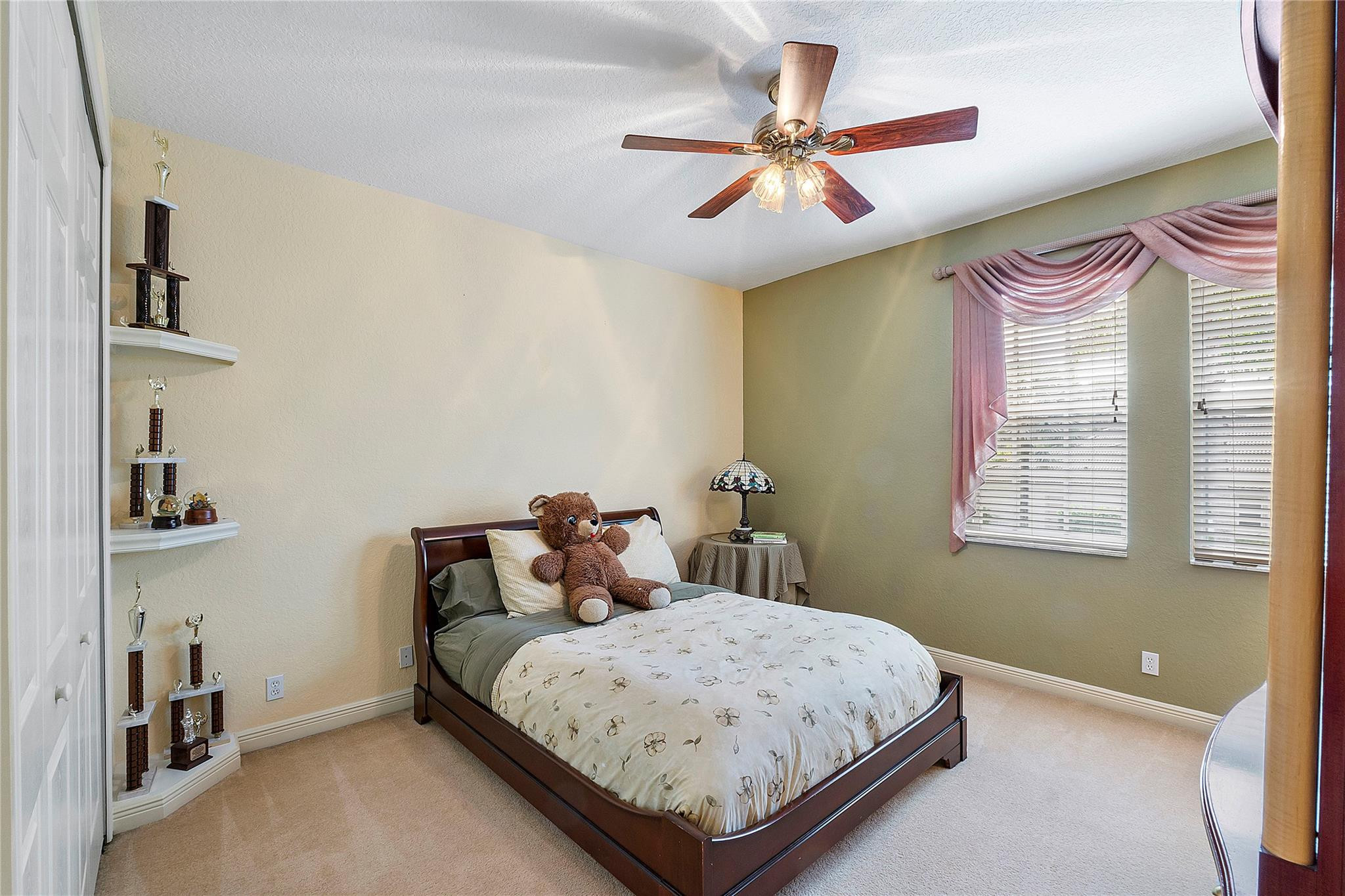 11815 NW 10th Place