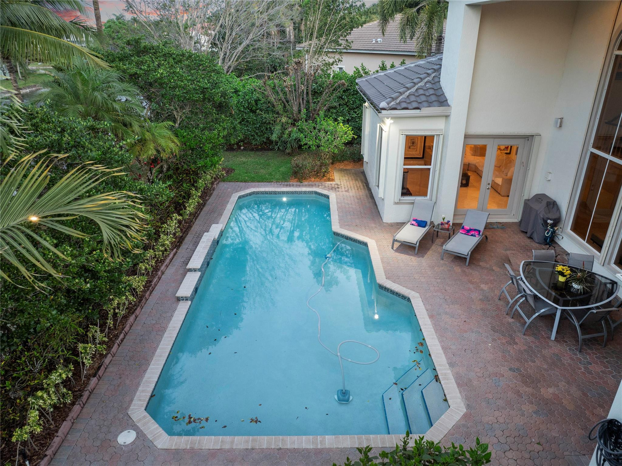 11815 NW 10th Place