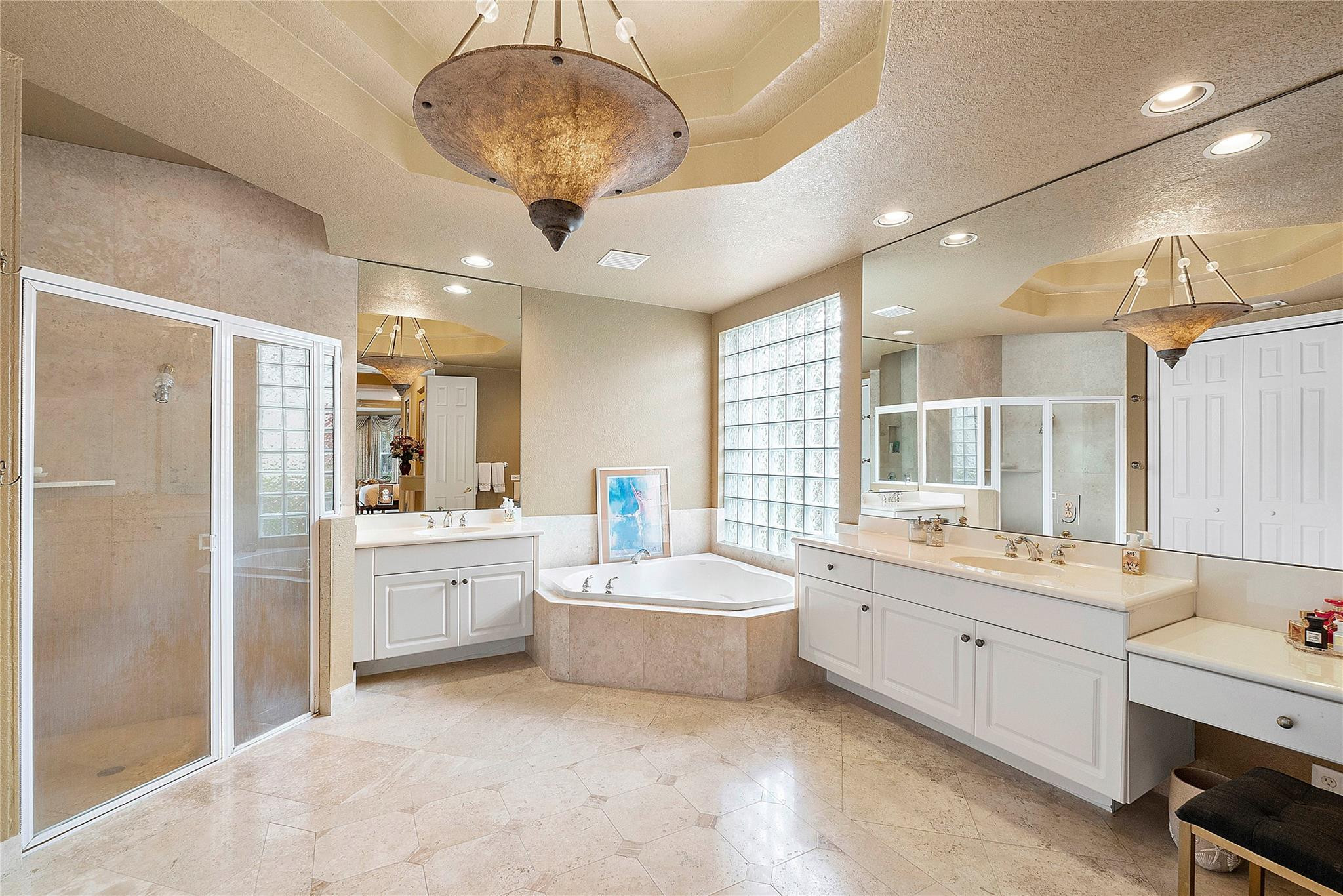 11815 NW 10th Place