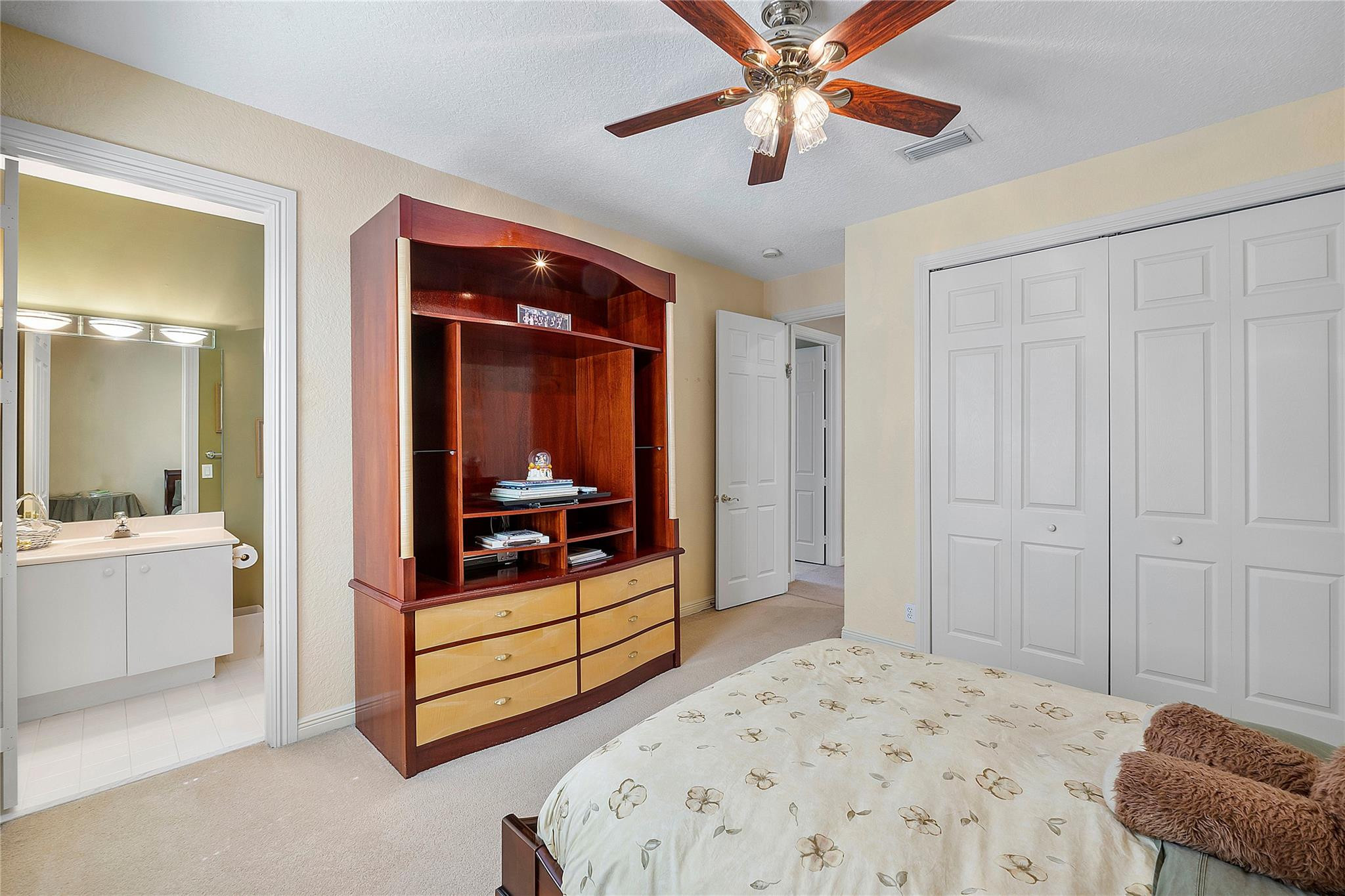 11815 NW 10th Place