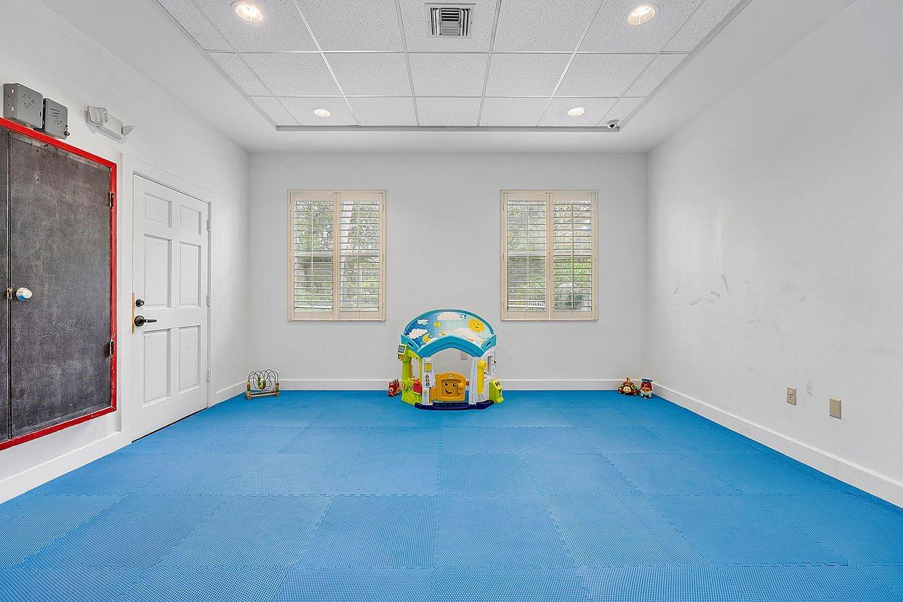 6440 W Sample Road 6440