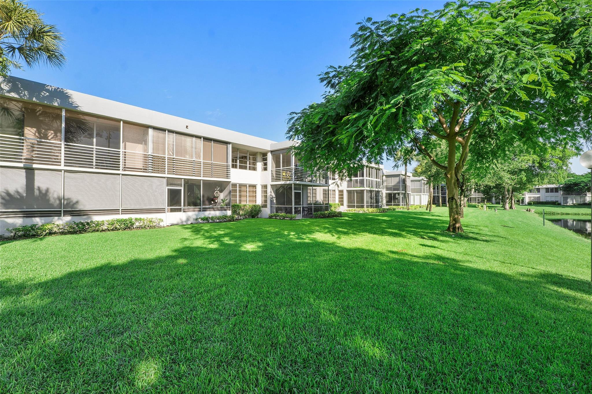 4261 W Palm Aire Drive 203