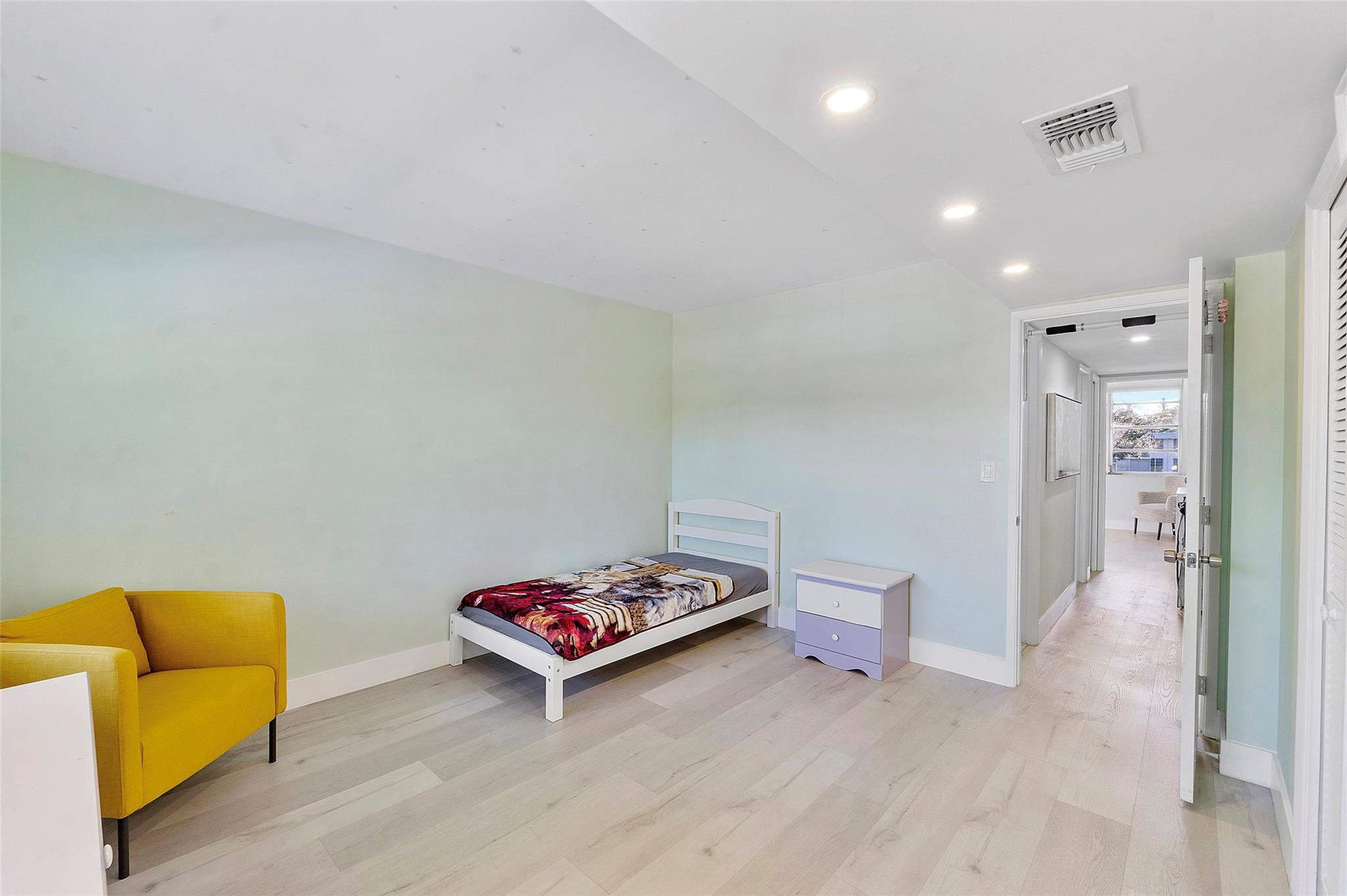 4261 W Palm Aire Drive 203