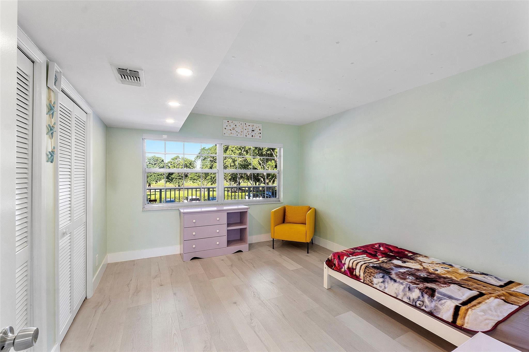 4261 W Palm Aire Drive 203