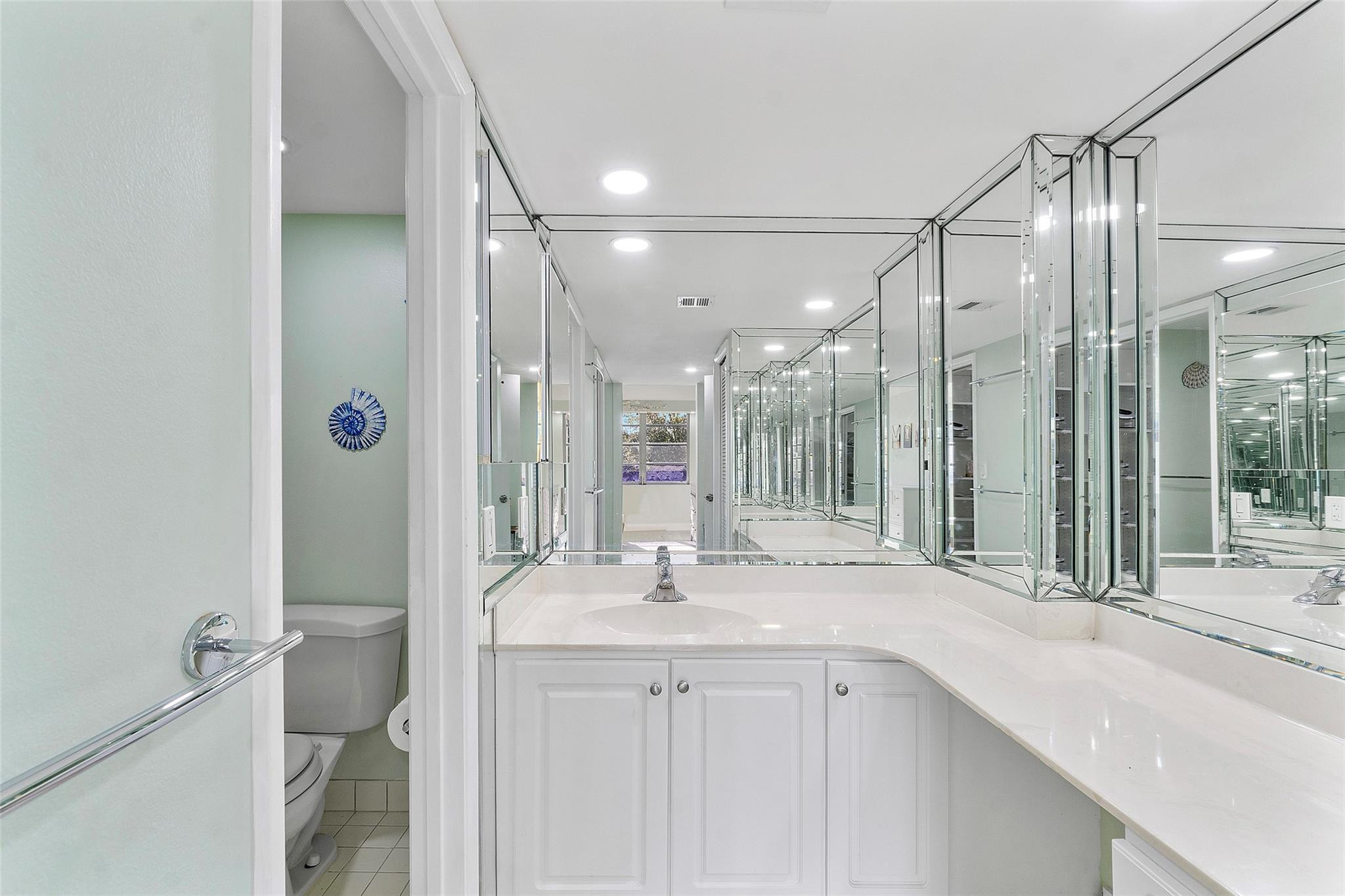 4261 W Palm Aire Drive 203