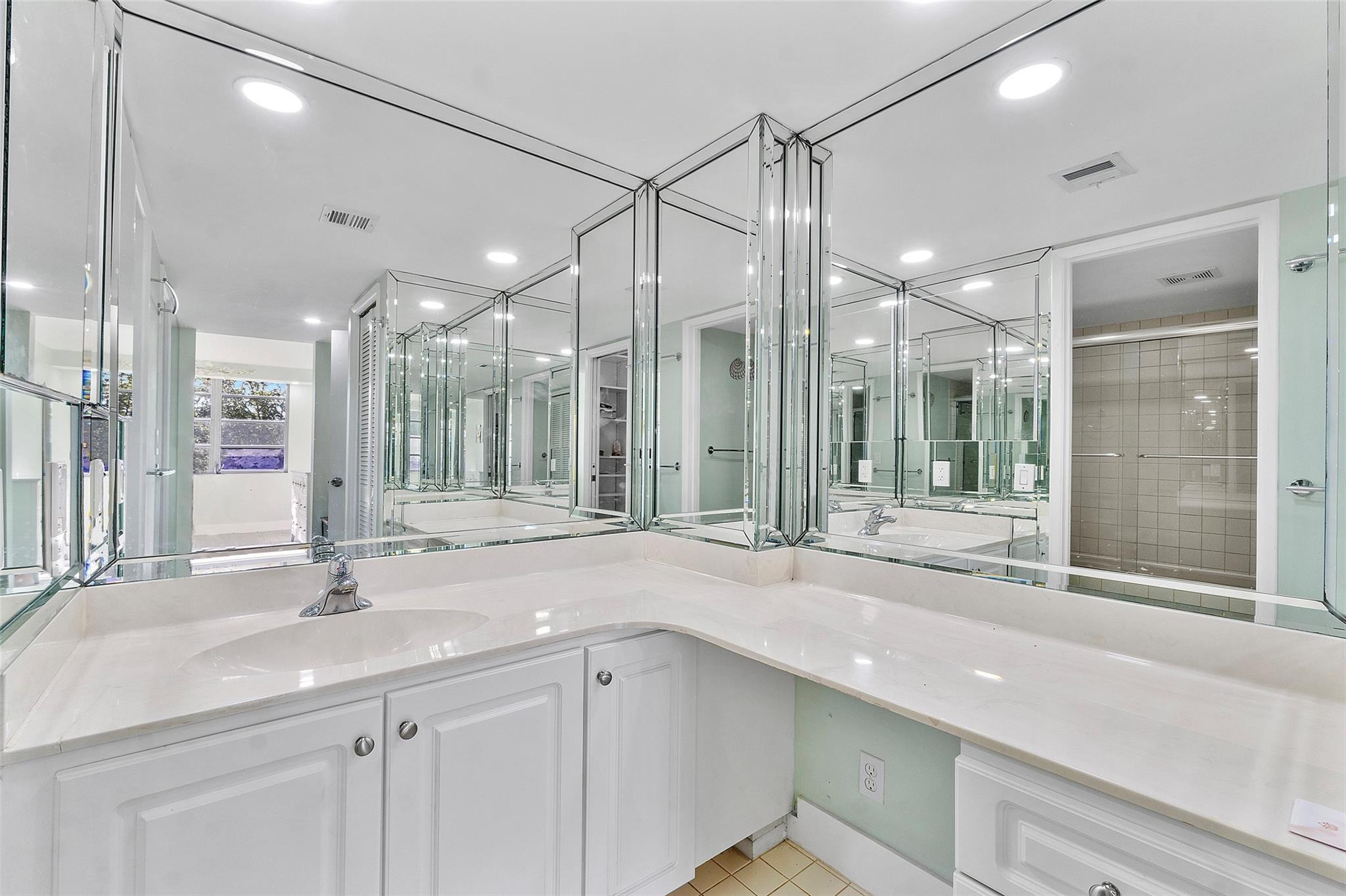 4261 W Palm Aire Drive 203
