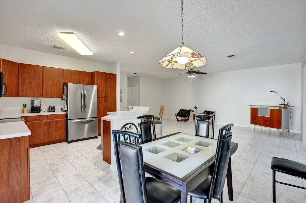 5438 NW 106th Drive