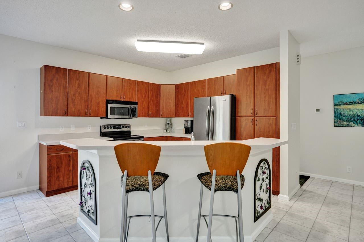 5438 NW 106th Drive
