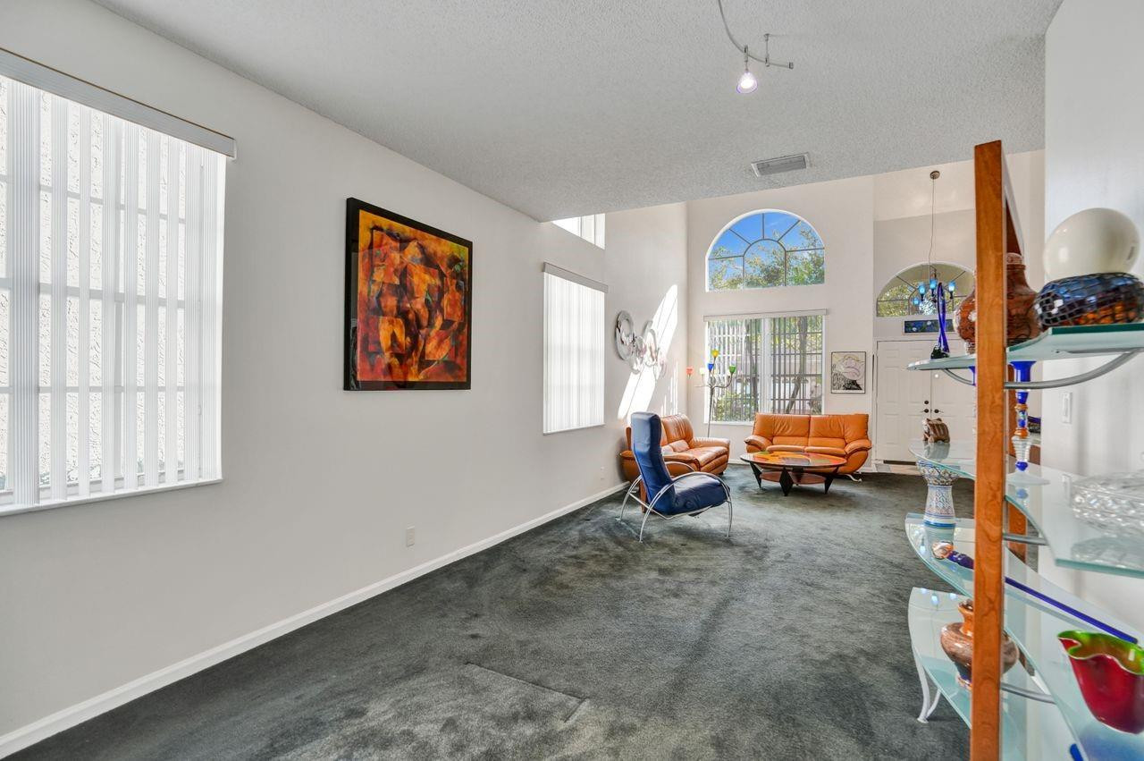 5438 NW 106th Drive
