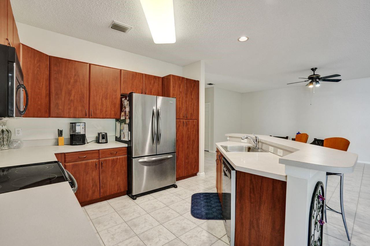 5438 NW 106th Drive