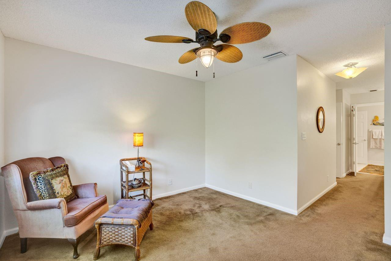 5438 NW 106th Drive