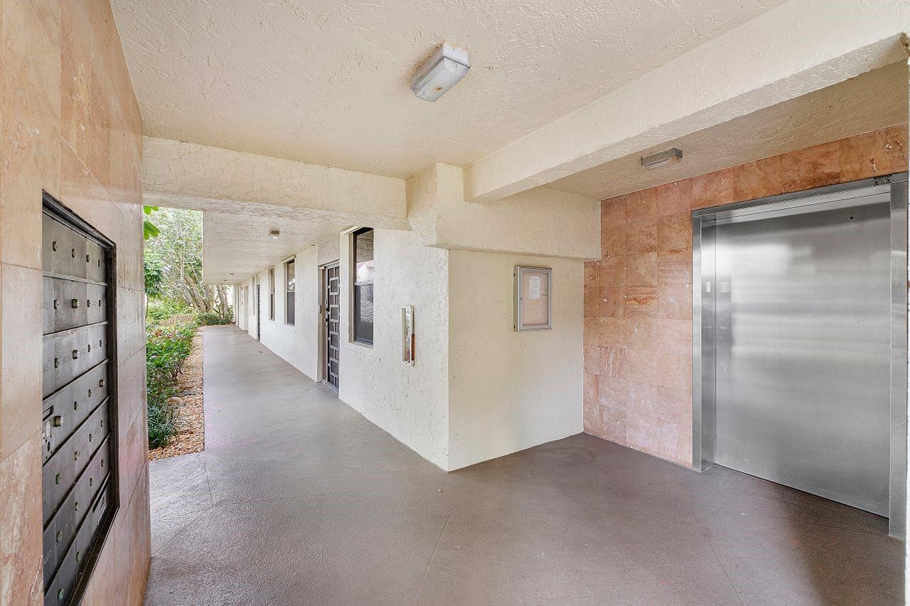 2907 Carambola Circle 506