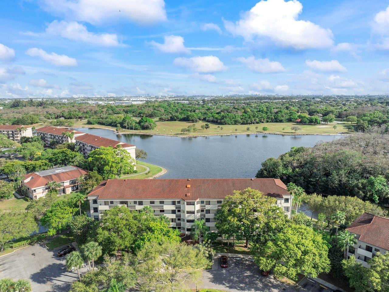 2907 Carambola Circle 506