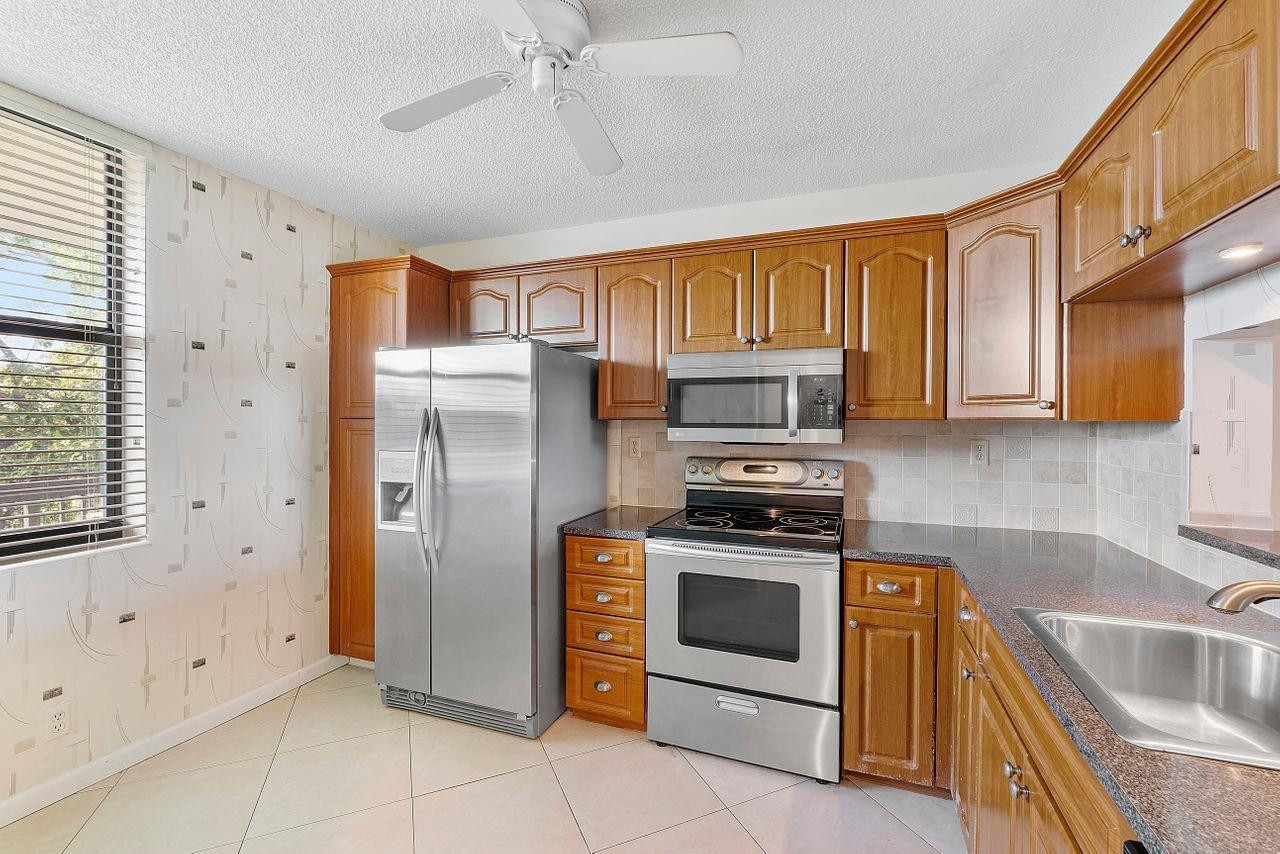 2907 Carambola Circle 506