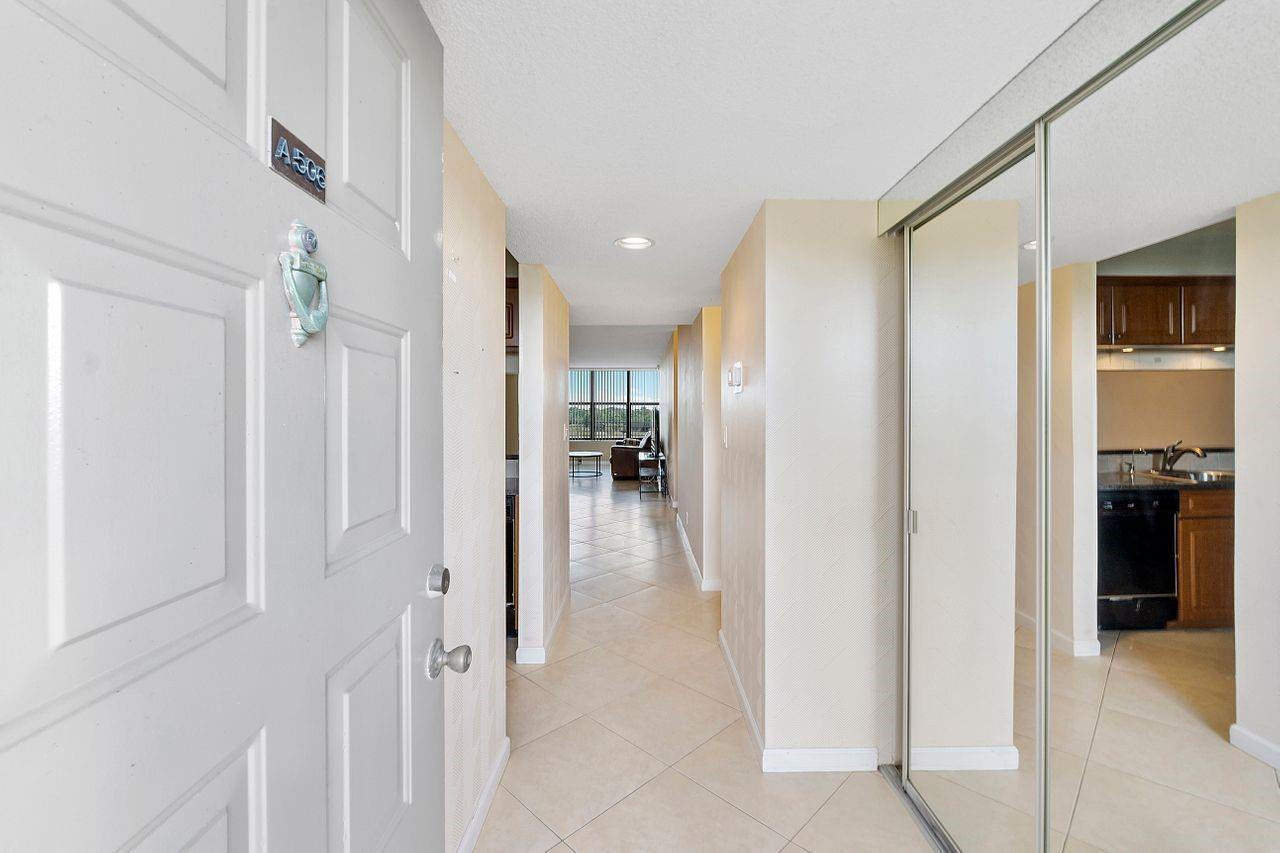 2907 Carambola Circle 506