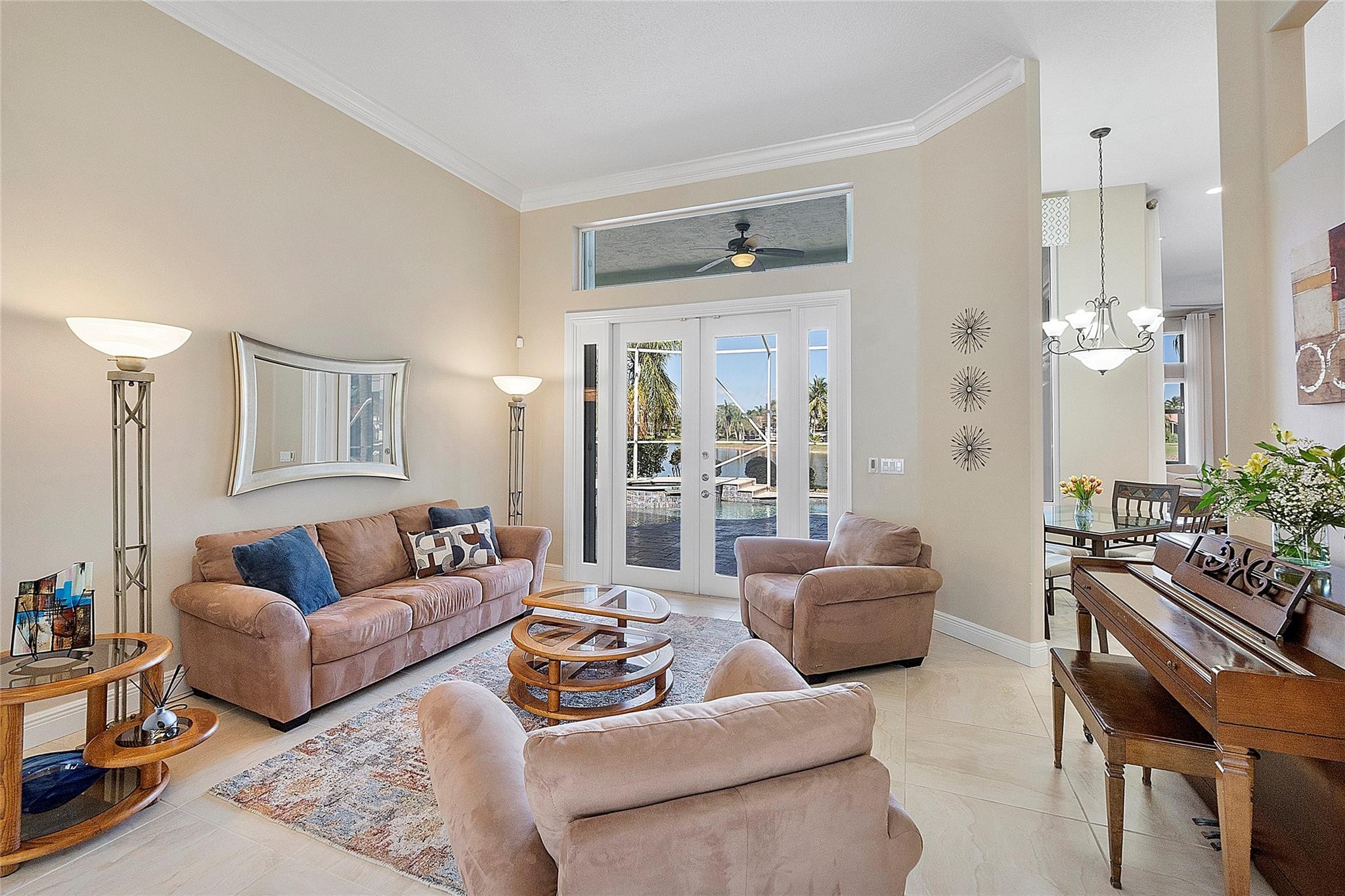 5121 Kensington Circle
