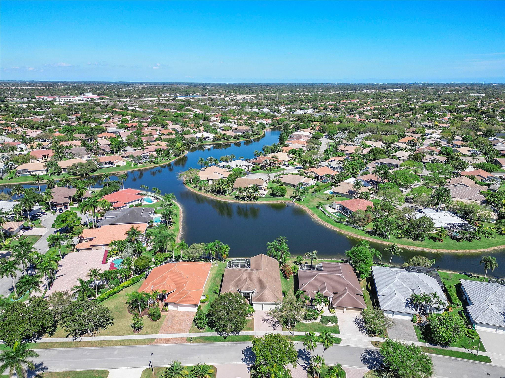 5121 Kensington Circle
