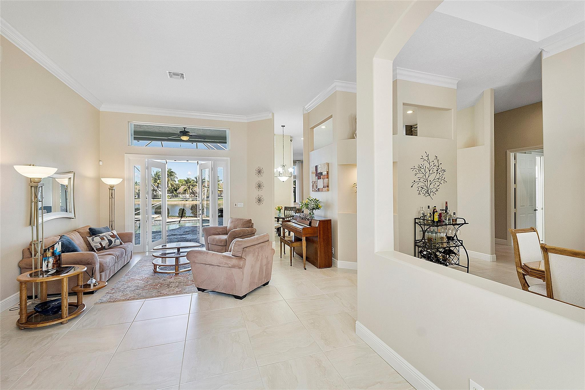 5121 Kensington Circle