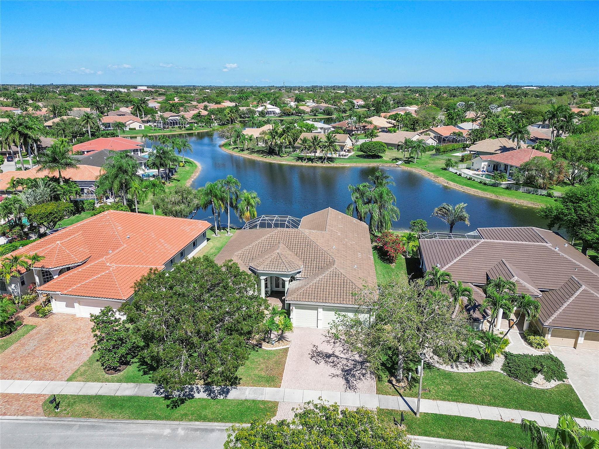 5121 Kensington Circle