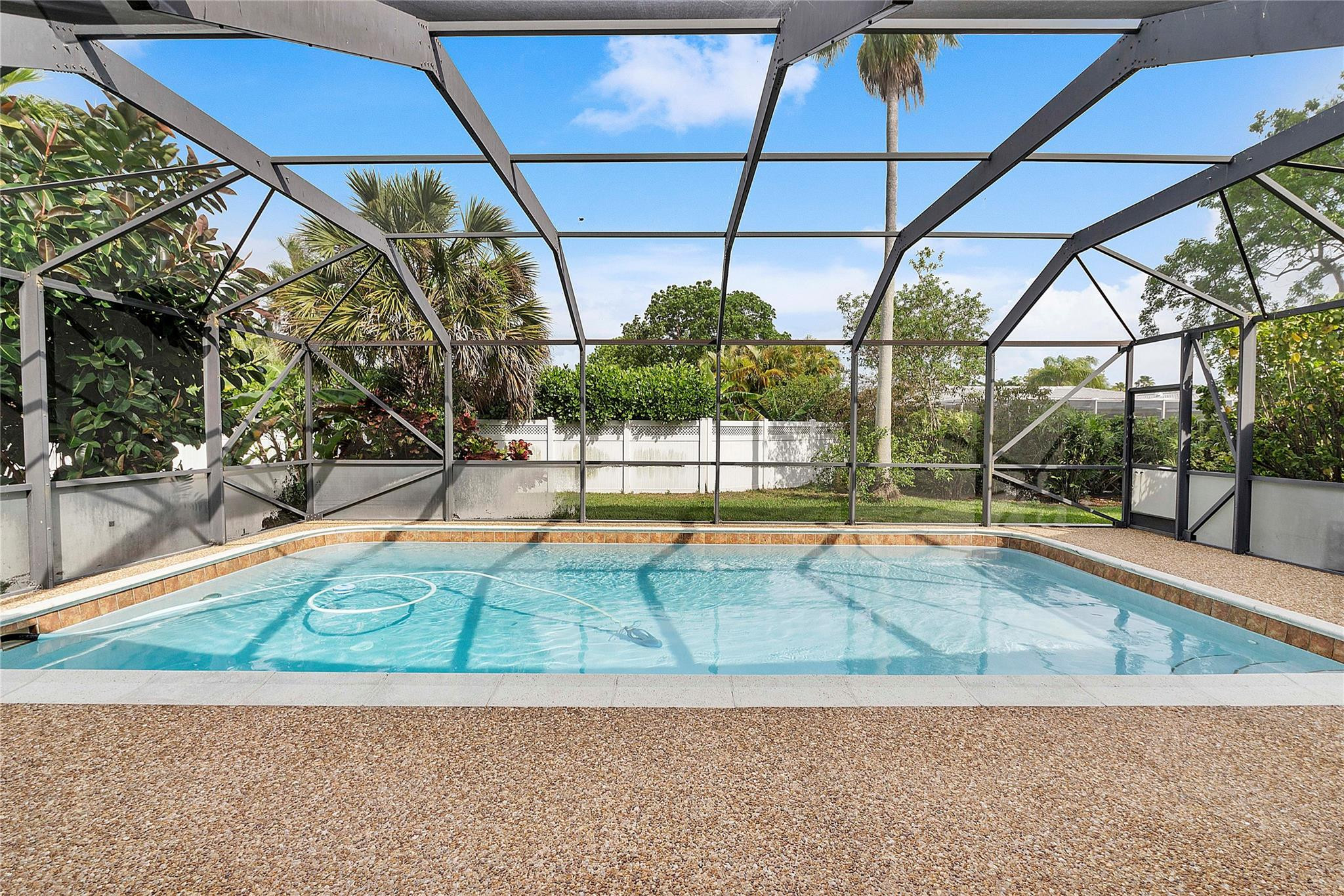 9977 NW 16th Street