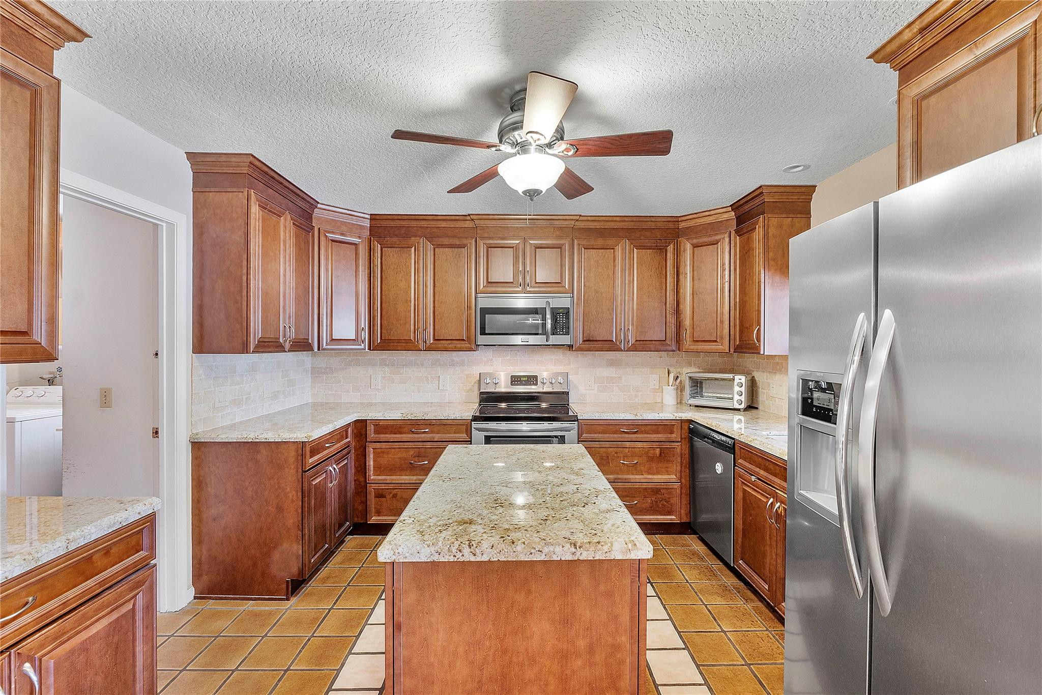 9977 NW 16th Street
