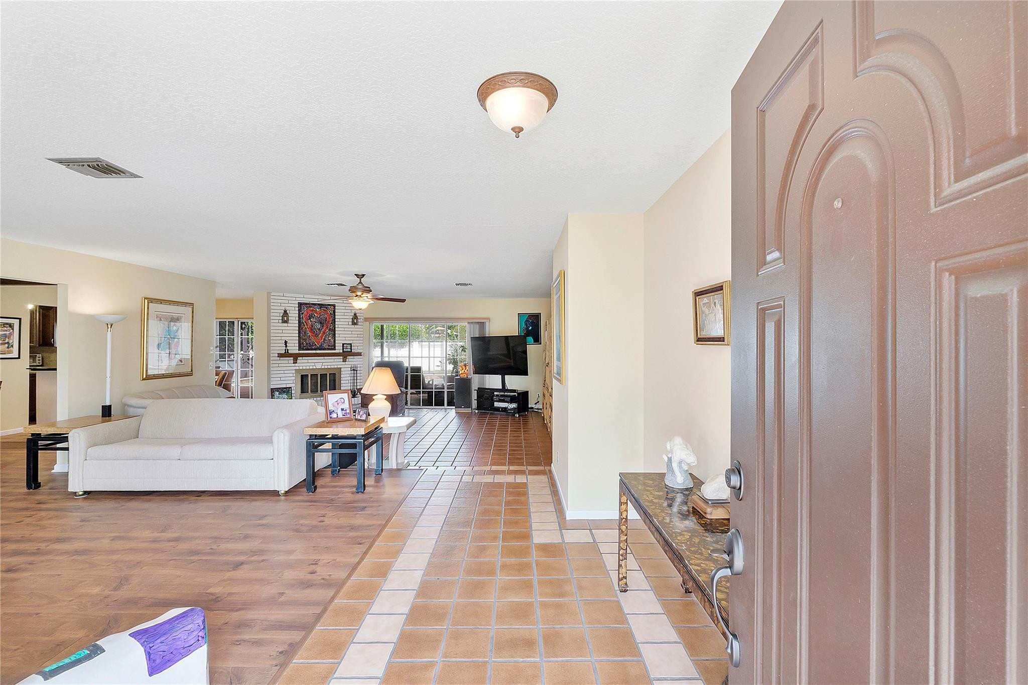 9977 NW 16th Street