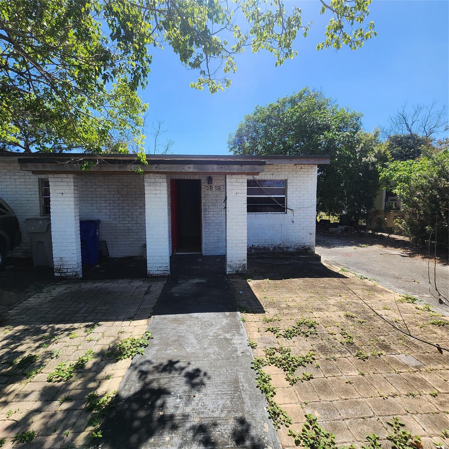 2838 NW 4th Street